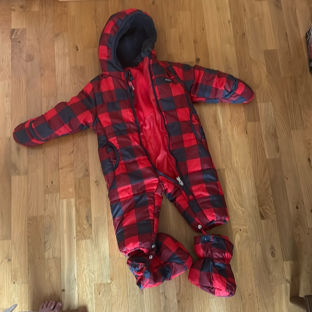 Puffer snowsuit